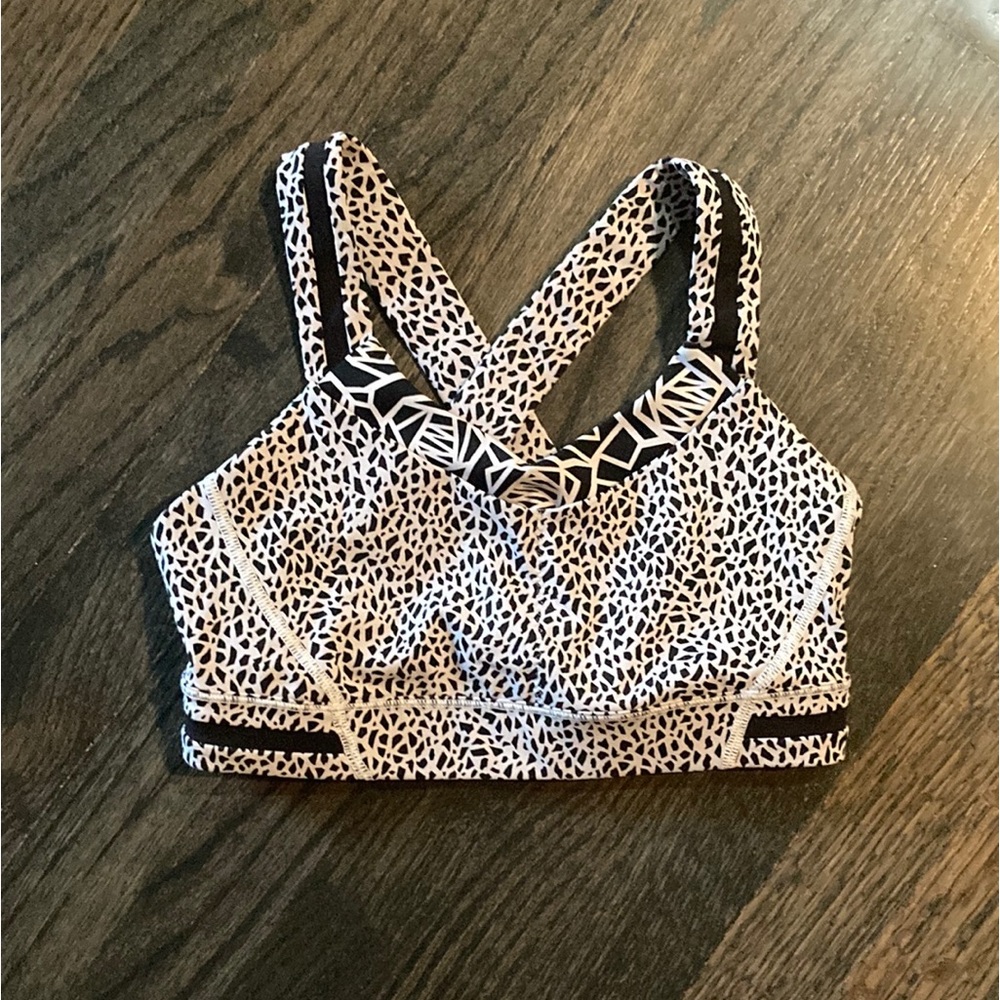Lululemon Run Stuff Your Bra
